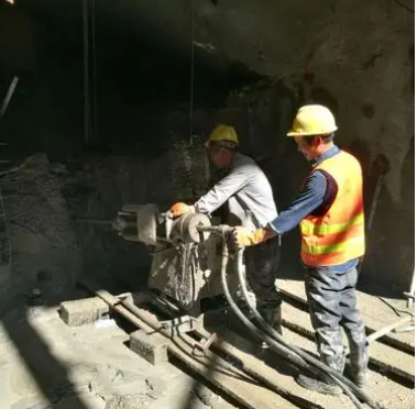 临河水下抗分散灌浆料特点 水下不分散注浆料介绍