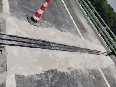 临河伸缩缝更换后浇筑材料快速结构修补料速砼的产品特点及施工流程​